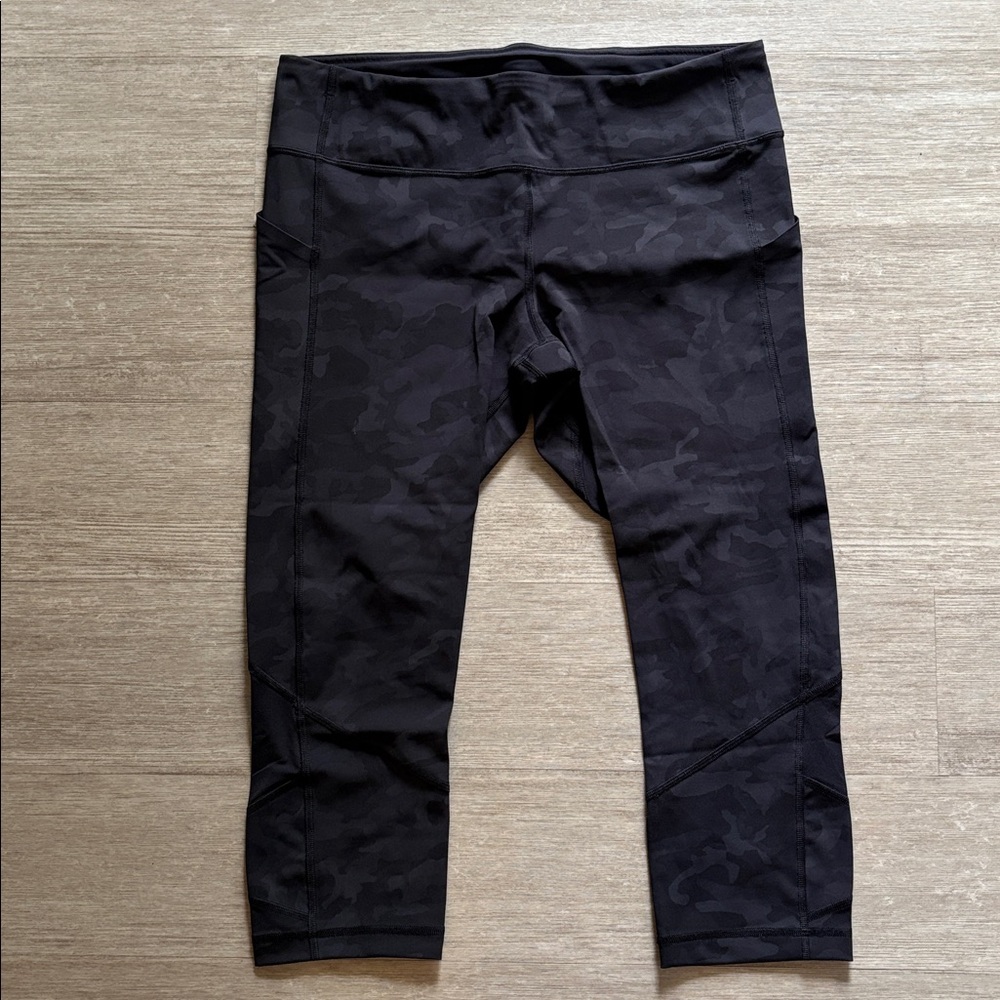 lululemon Camo Pace Rival Crop 22”